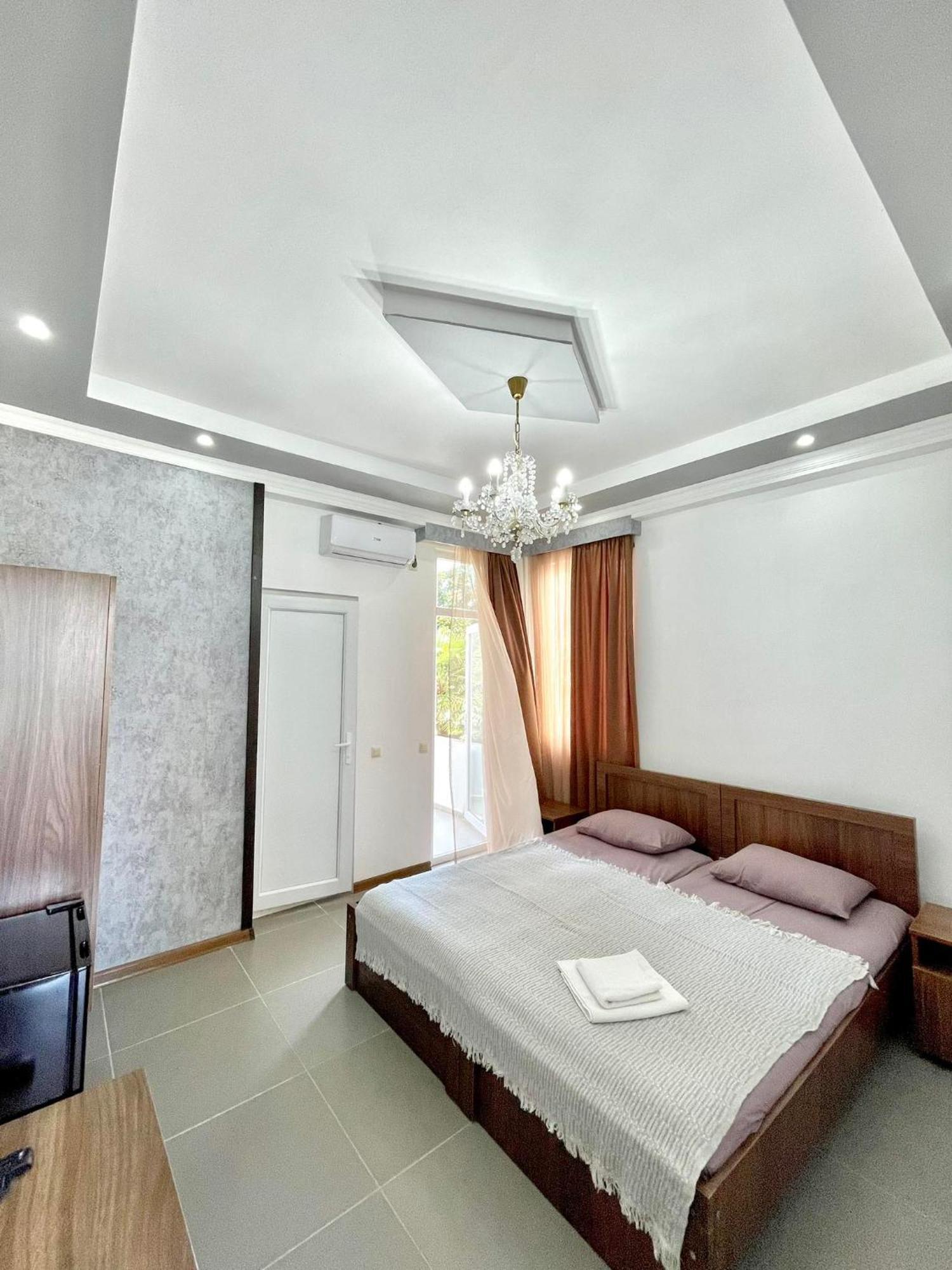 Tamazi Otel Kobuleti Oda fotoğraf